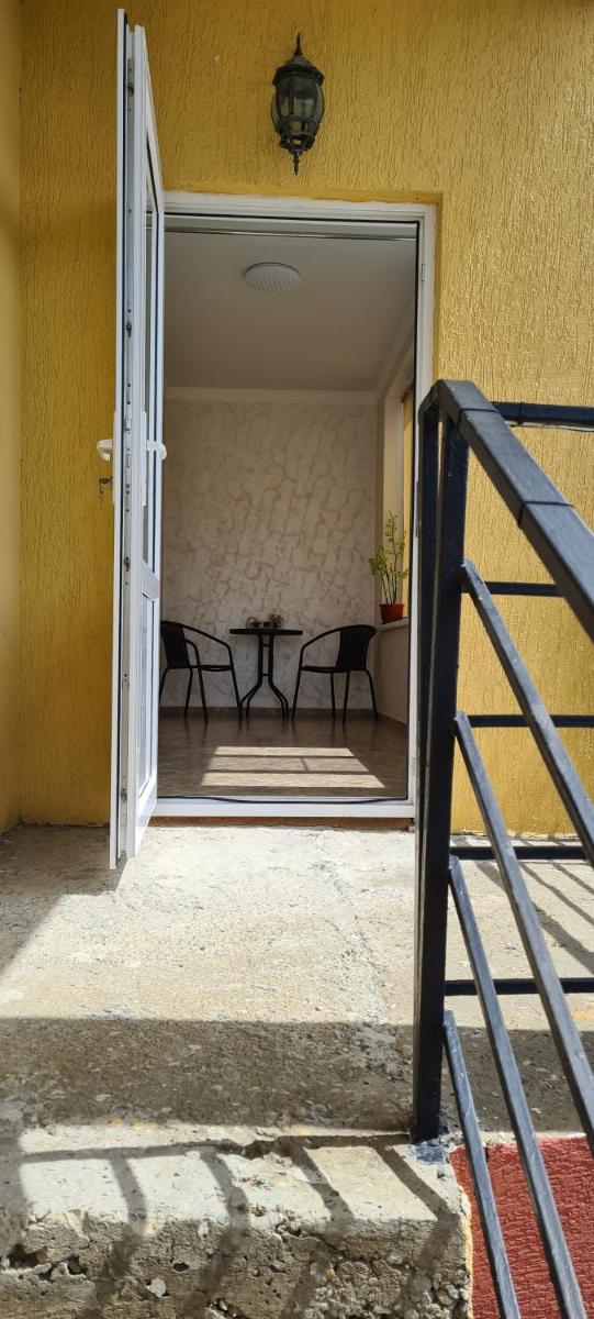 Home Stay on Vinogradnaya - Housity