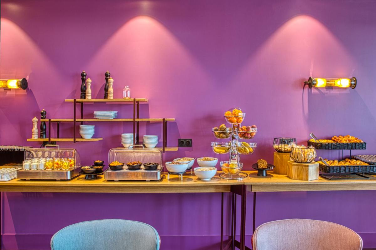 Nourriture dans l'hôtel ou à proximité