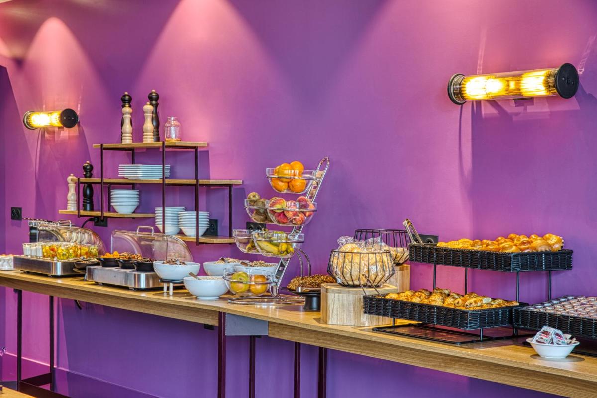 Nourriture dans l'hôtel ou à proximité