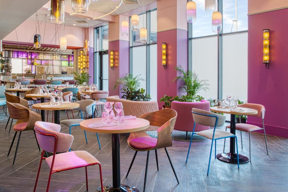 Restaurant ou autre lieu de restauration dans l'établissement Aiden by Best Western Clermont-Ferrand Hotel & Spa