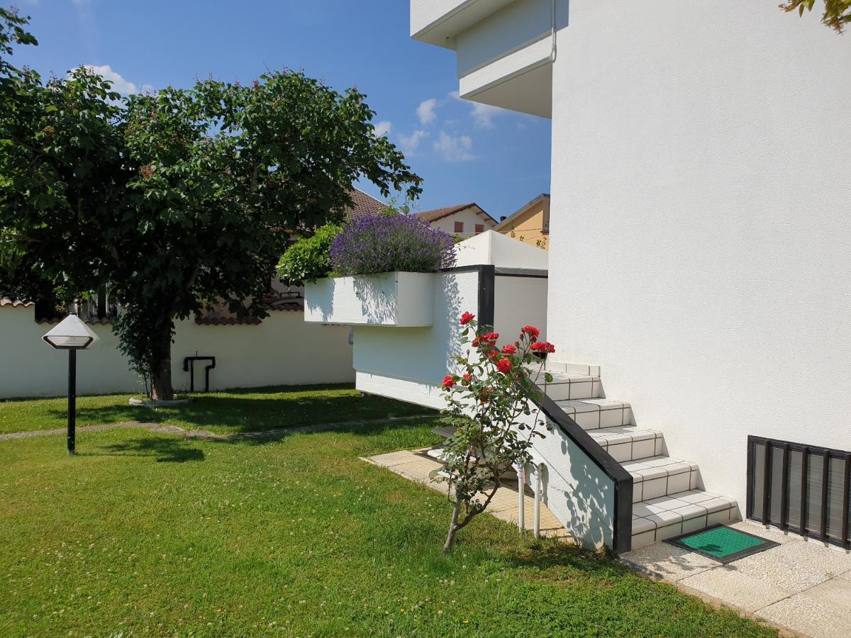 The English house - Housity