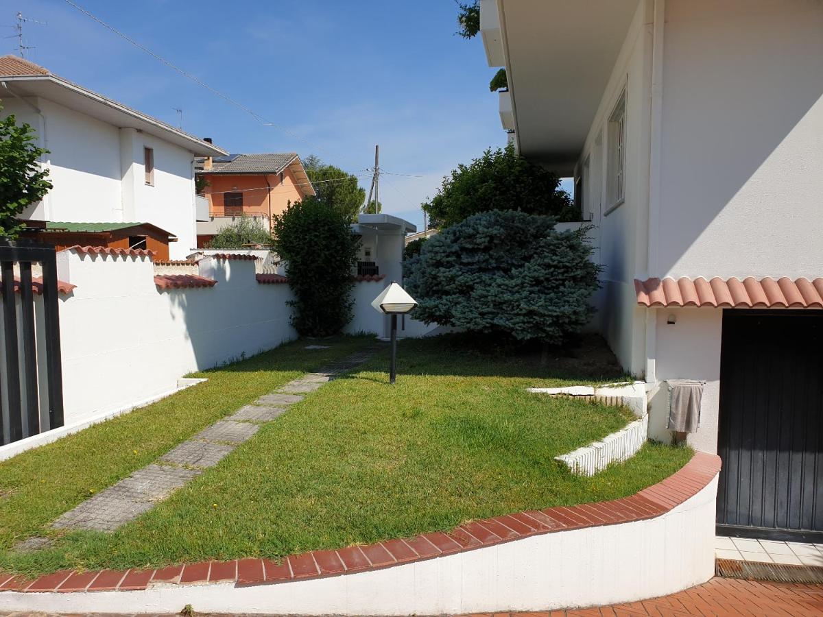 The English house - Housity