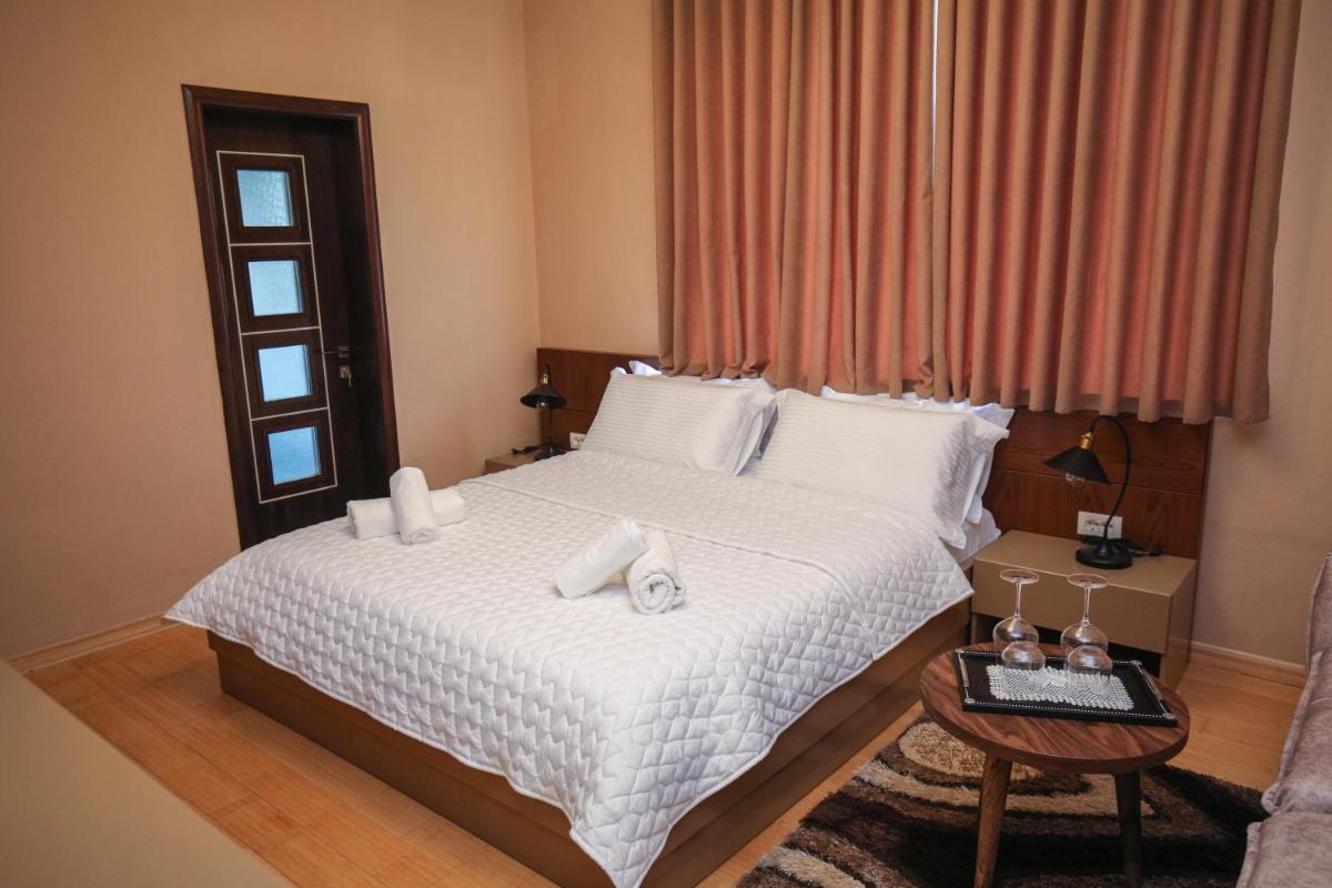 Vila 3 Korçë - Hizvo