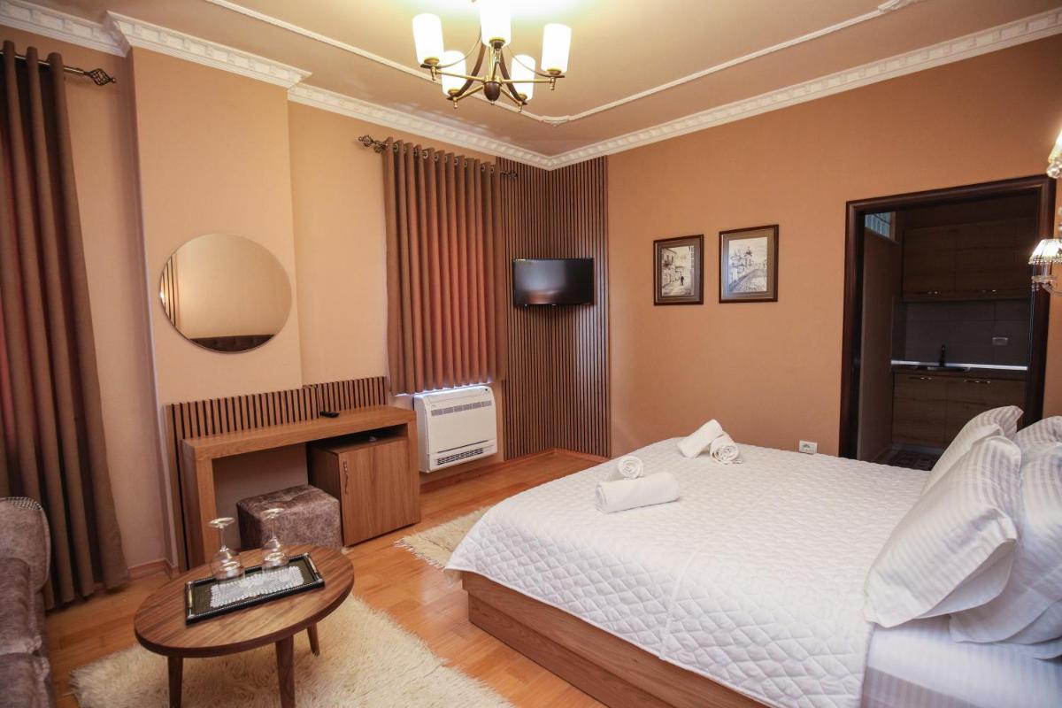 Vila 3 Korçë - Hizvo