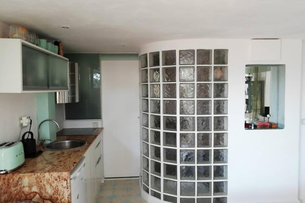 Lovely studio, terrace, swim pool, nature, relax!! - Housity