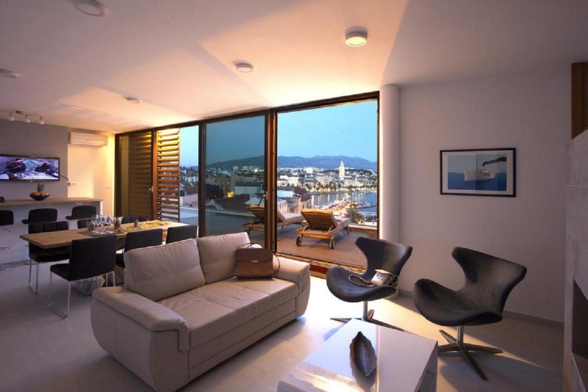Netflix THE WEEKEND AWAY movie PENTHOUSE in SPLIT - Housity