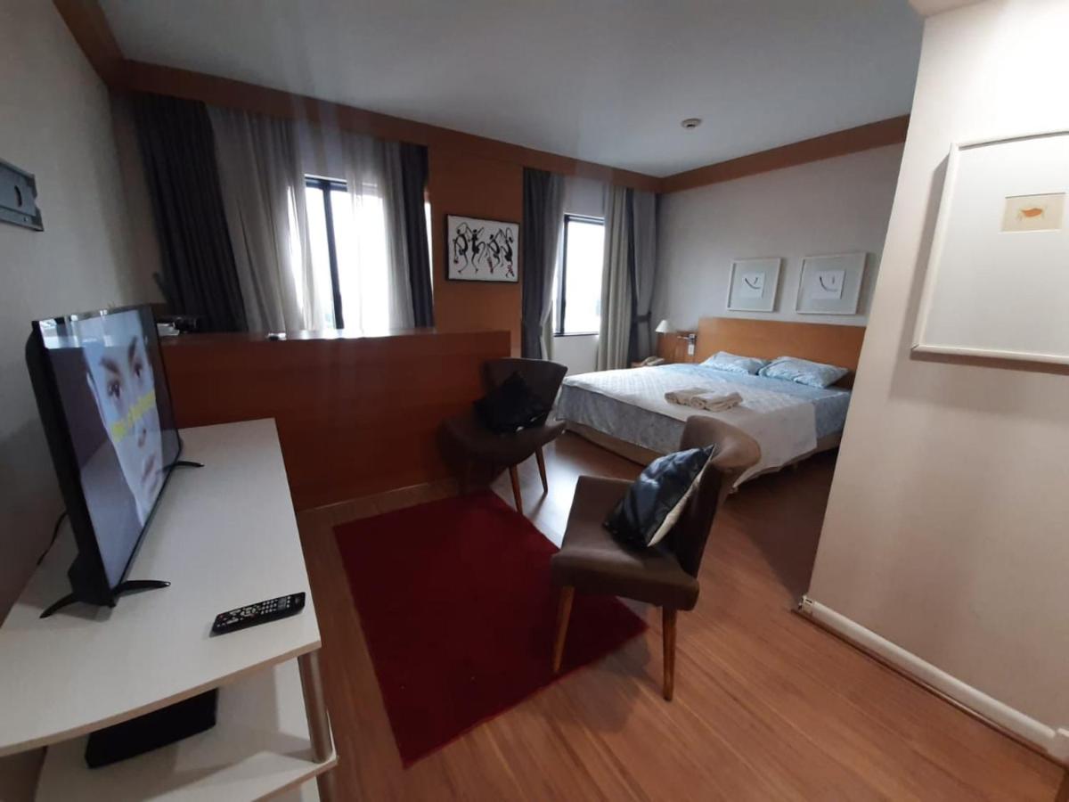 Tatuapé flat services, ótima localização - Housity