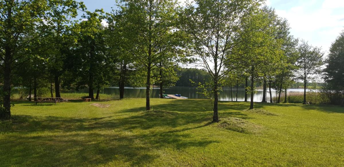 Domek nad jeziorem Ublik - Housity