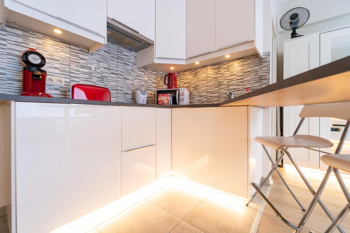 Luxury Studio In the EU Area - Housity