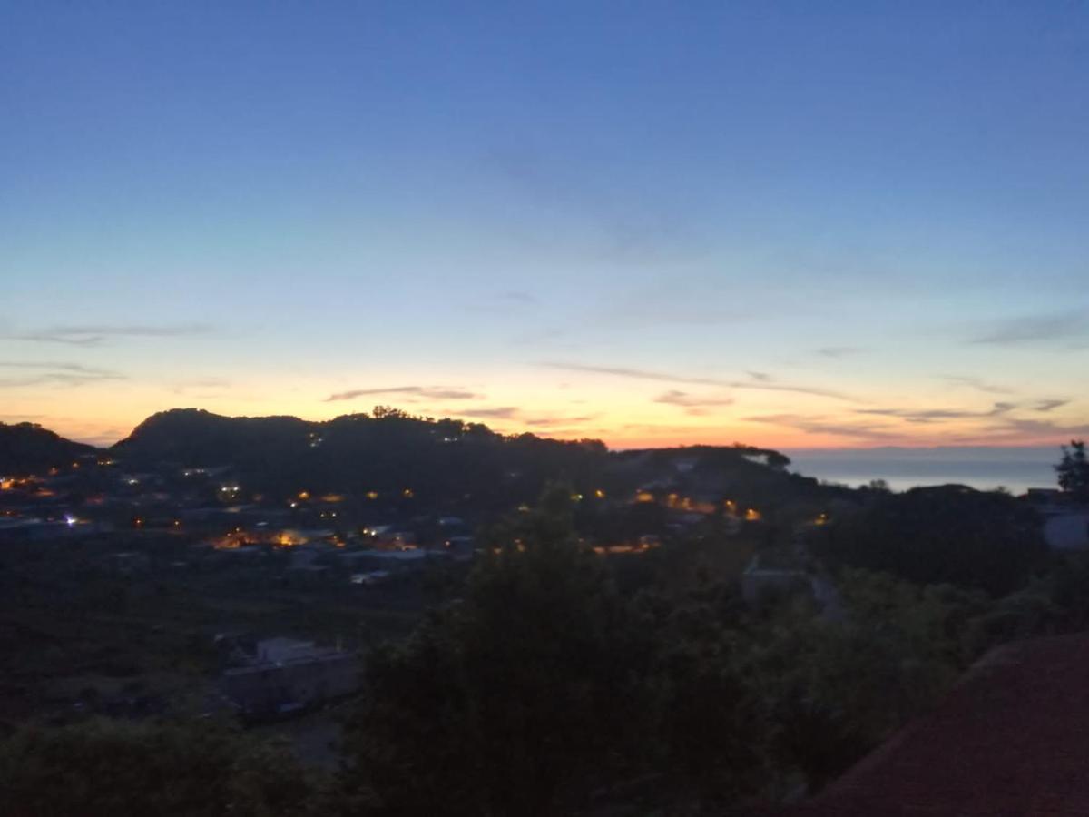 Tramonto Foriano - Housity