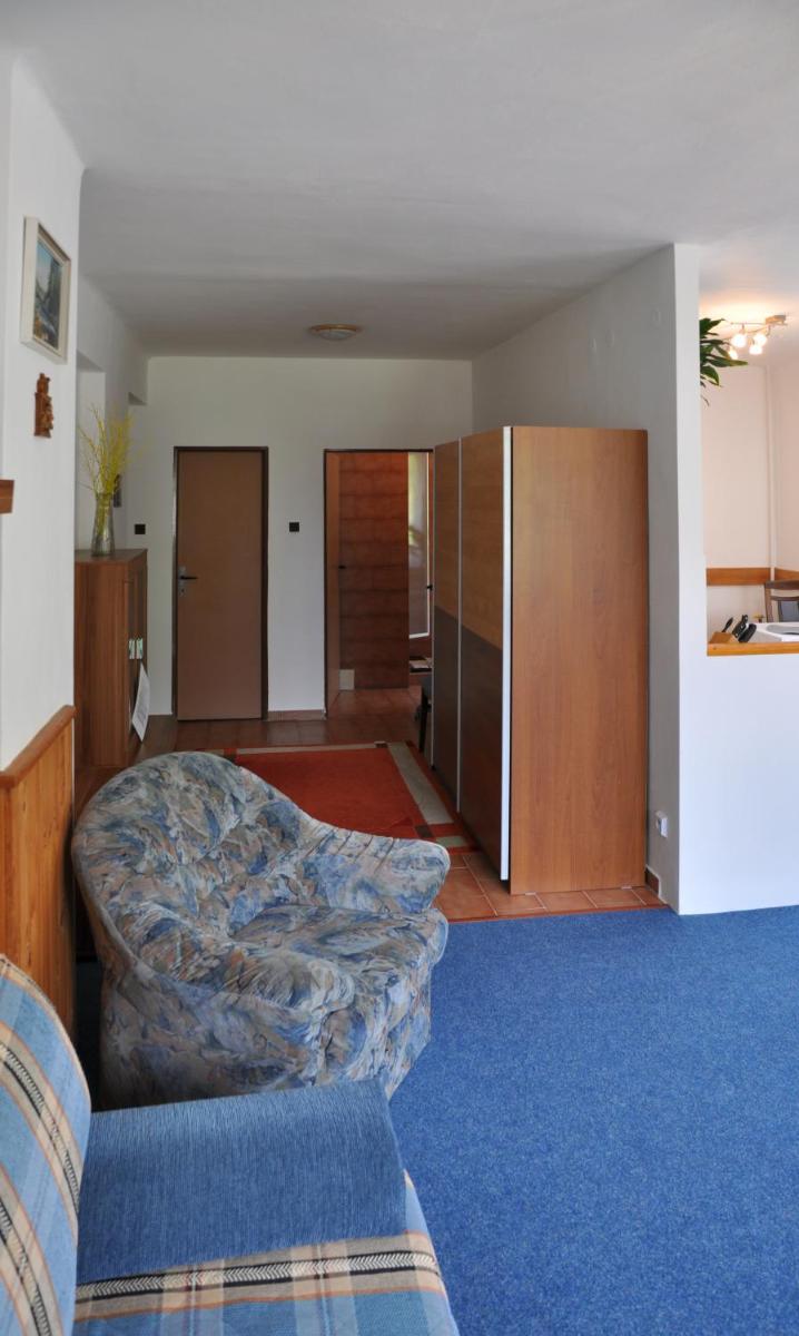 Penzion Zelinka - Housity