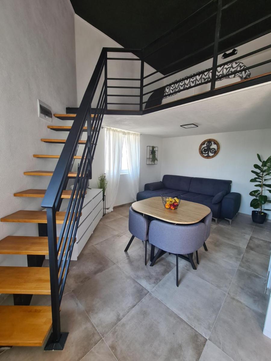Studio Apartman ''IN'' - Housity