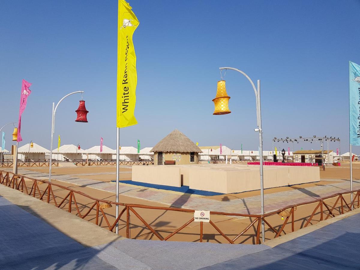 Praveg White Rann Resort Rann Utsav Dhordo - Housity