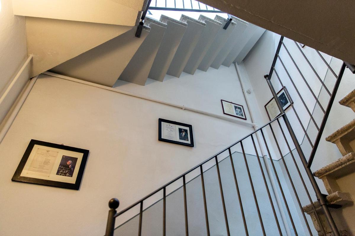 B&B AL DUCALE and APARTMENTS - Housity