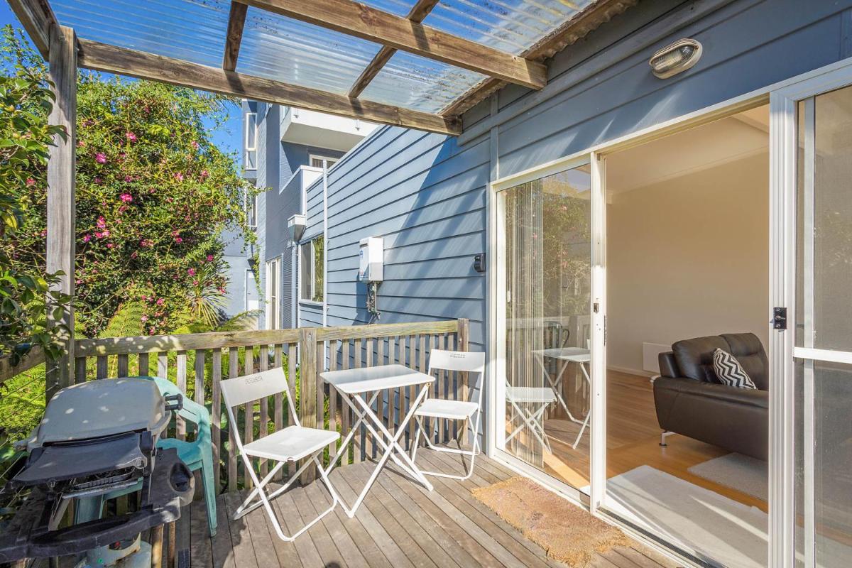 Surfside - Housity