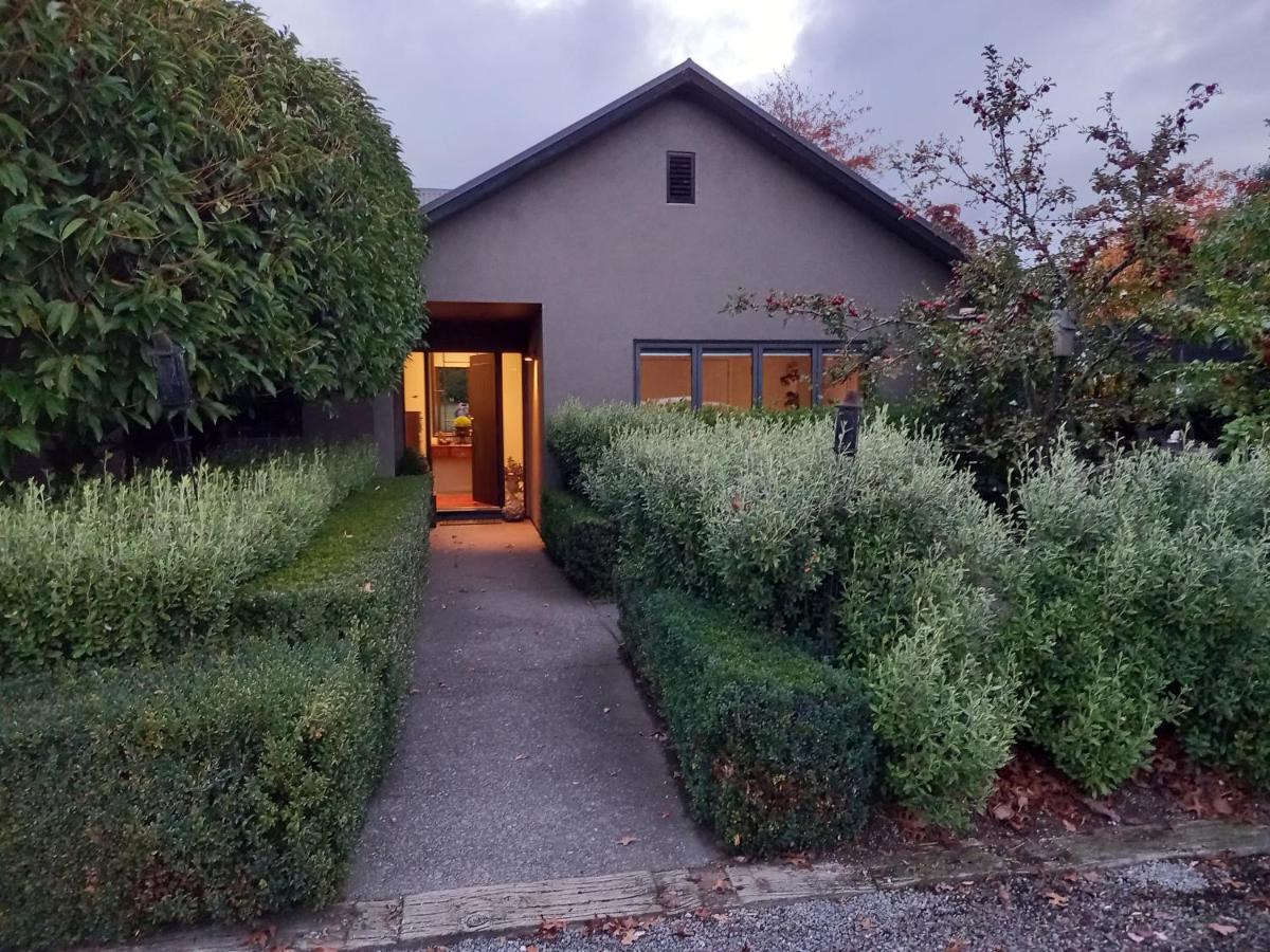 Appleyard - Housity