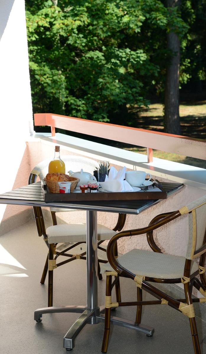 Clos St Eloi, The Originals Relais - Housity