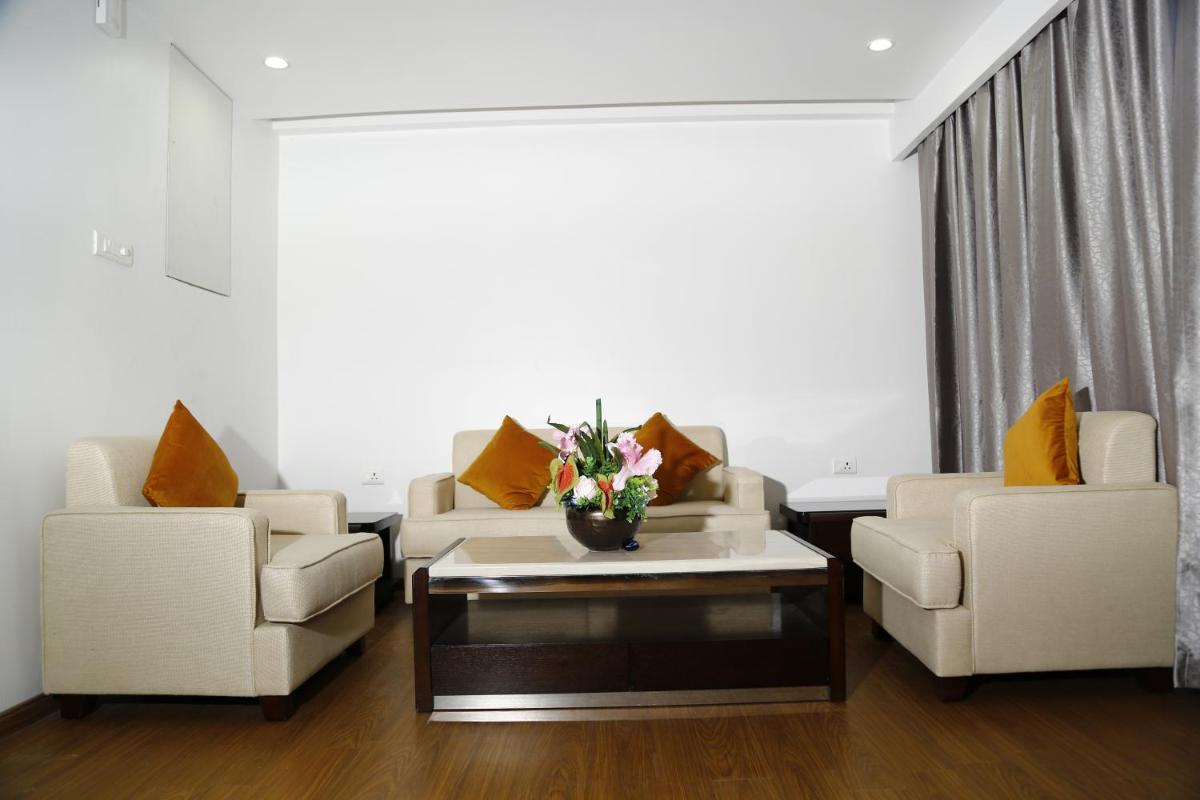 Triguna Clarks Inn Kurnool - Housity