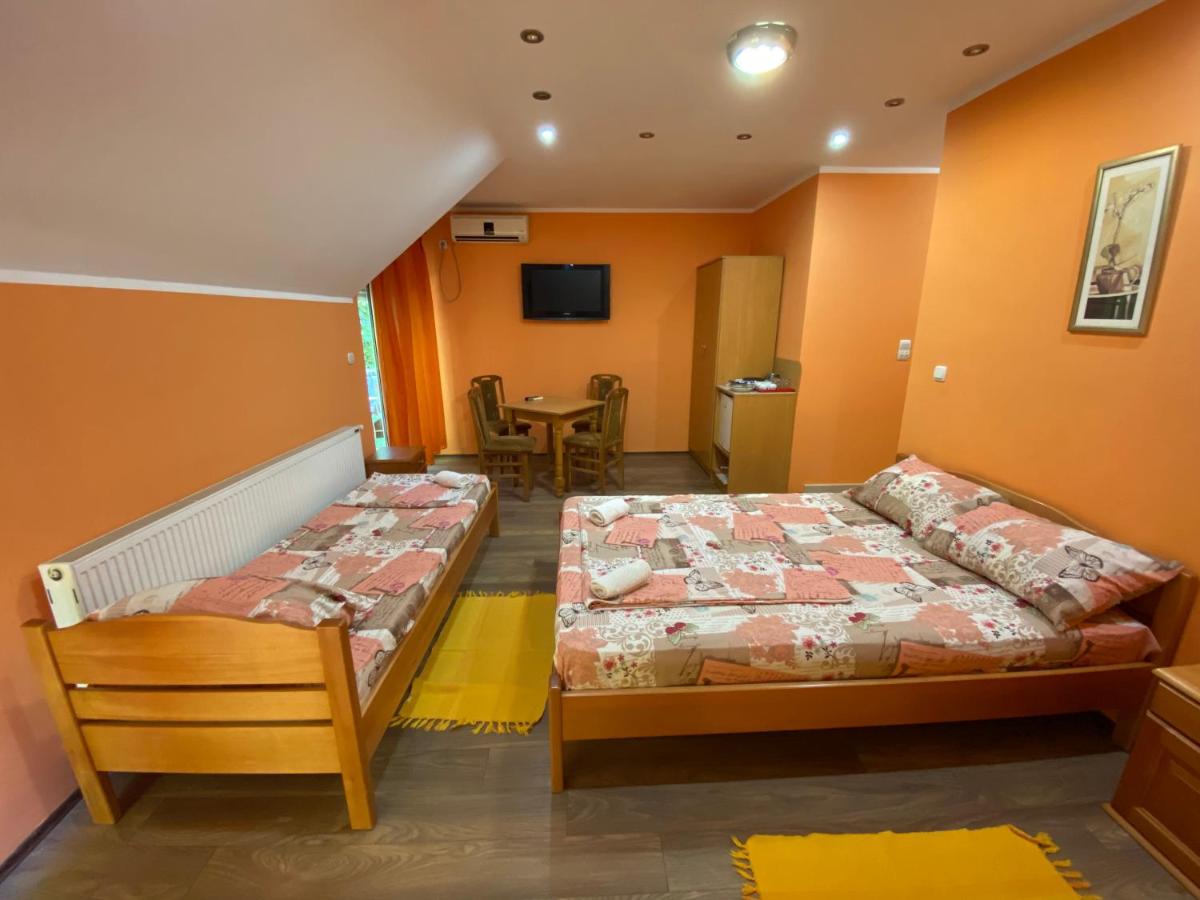 Vila Fontana - Sobe - Housity