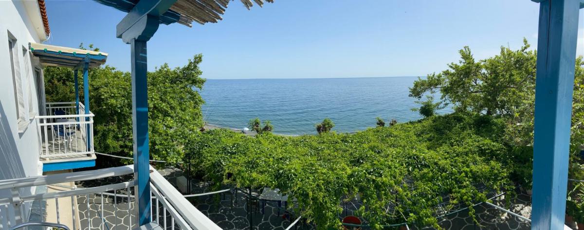 Samothraki Akrogiali Rooms - Housity