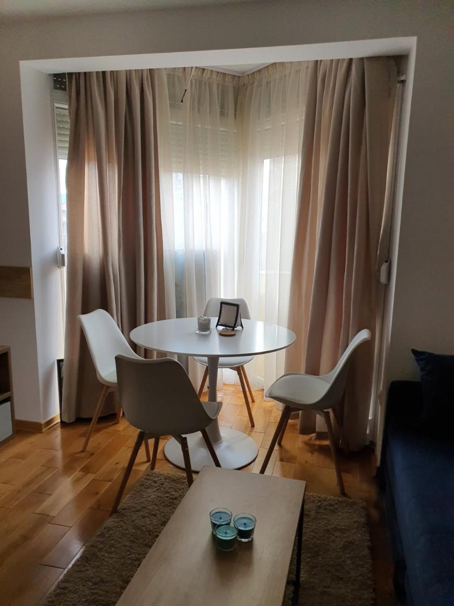 Andjelka A26 - Housity