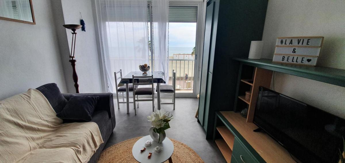 Studio les pied dans l eau ! - Housity
