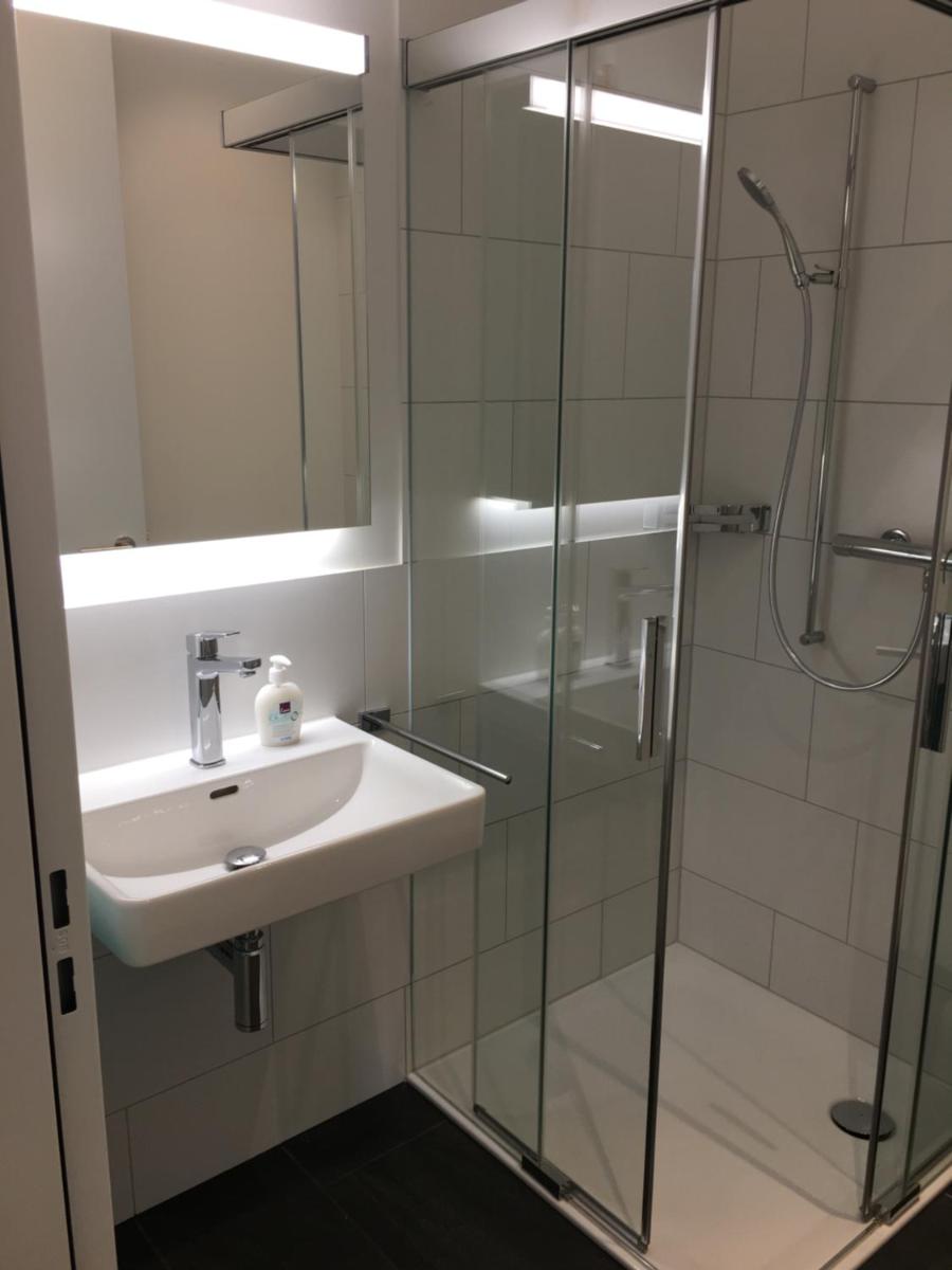 Ferienwohnung Schaffhausen 1989 - Neubau, Free Parking - Housity