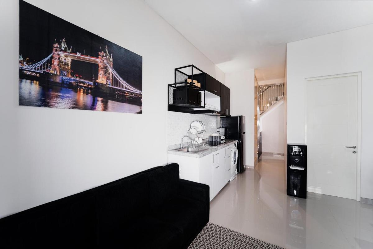 Kingston House - Housity