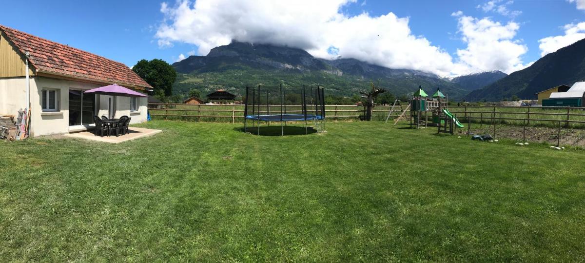 maisonnette entre lac de Passy et montagnes - Housity