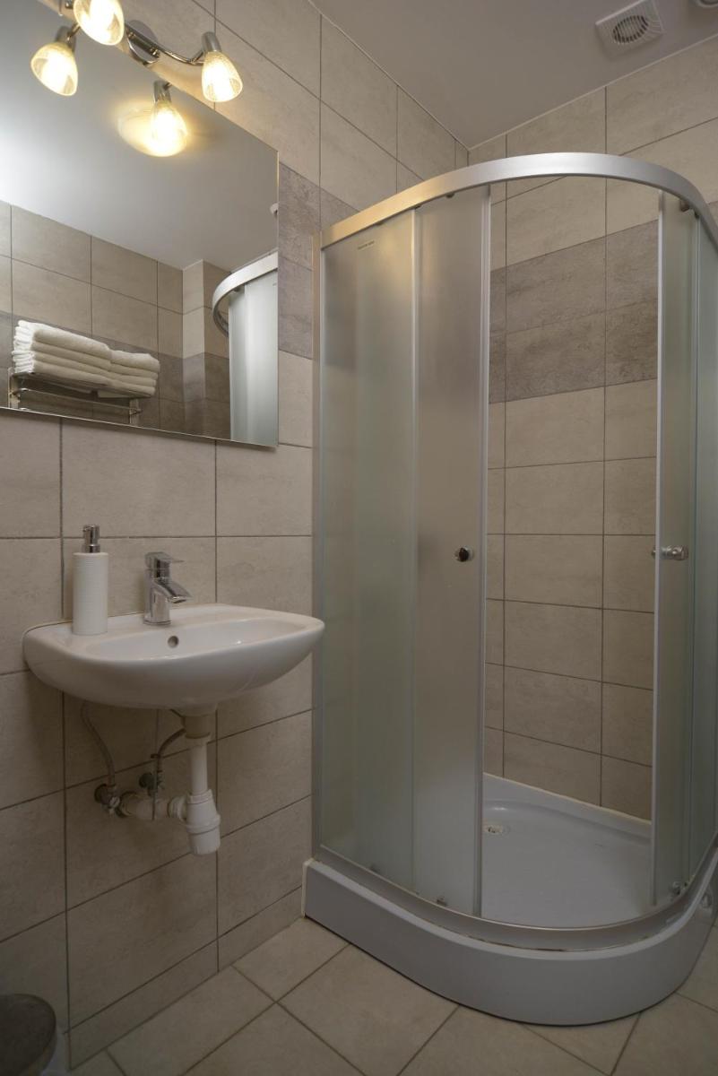 Magnat w Borczu - Housity
