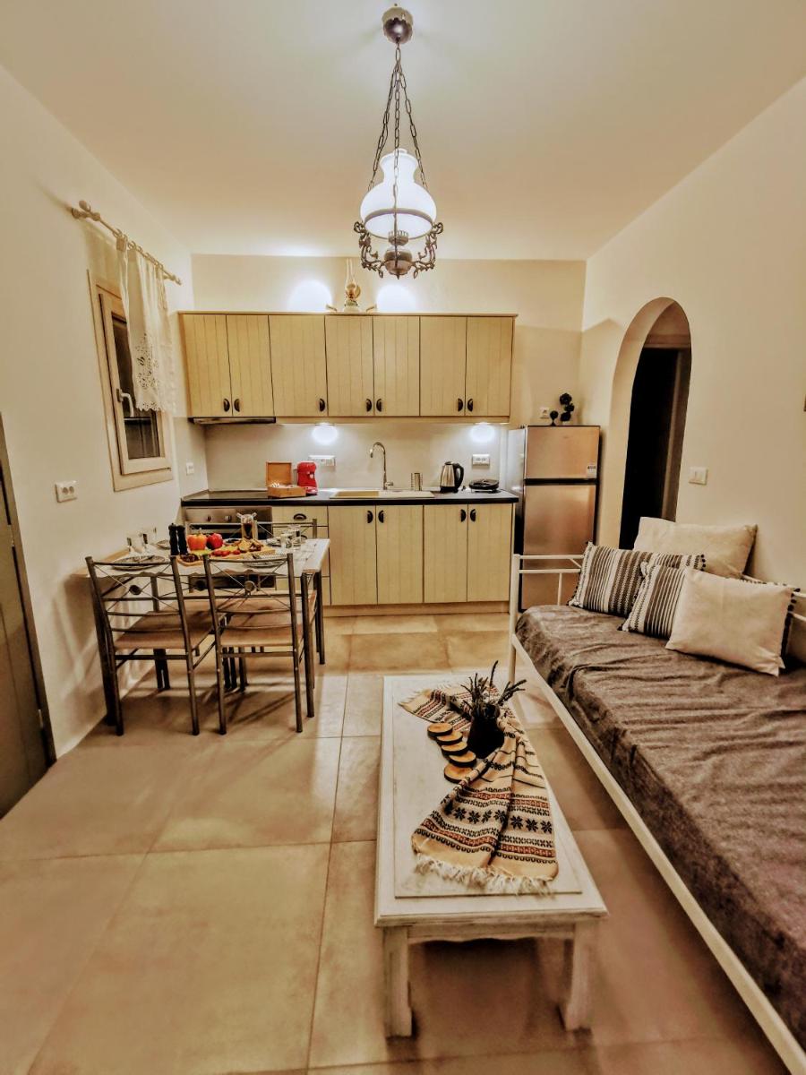 Suitetrails - Zeidoron Country Houses Naxos (Gaia House)