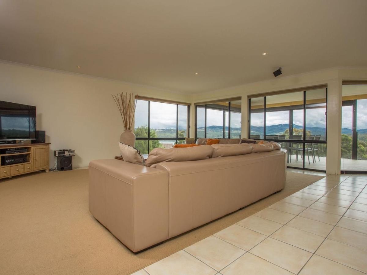 Top Views on Lakewood - Housity