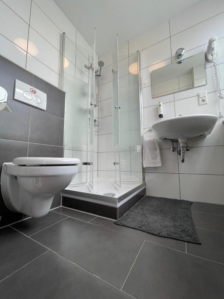 MOTELO Bielefeld - Smart HOTEL - Housity