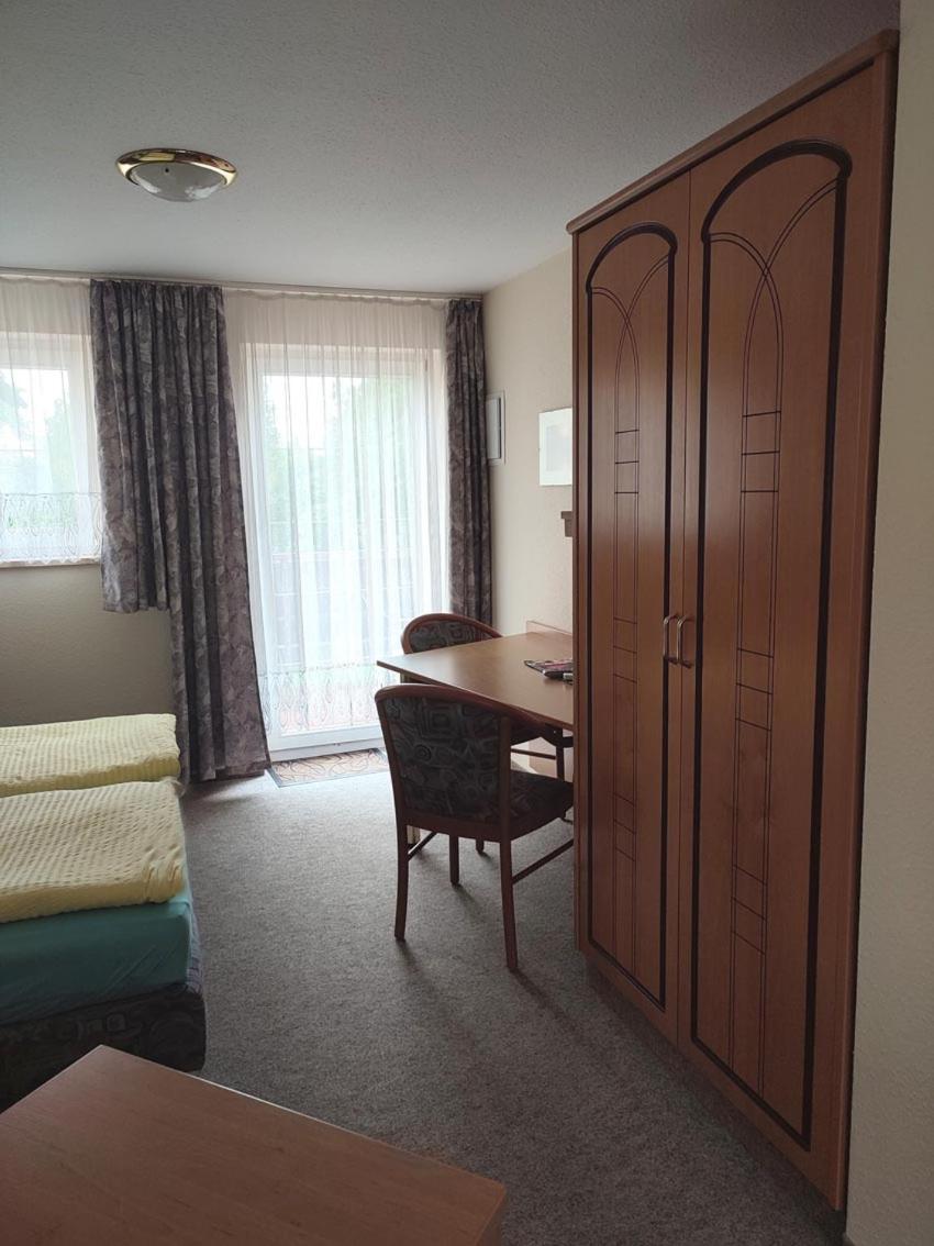 Gockescher Hahn - Housity