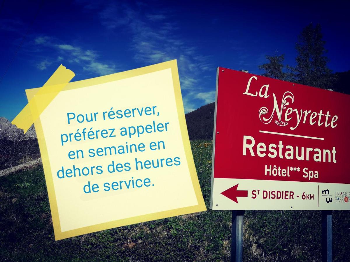 Certificat, récompense, panneau ou autre document affiché dans l'établissement La Neyrette