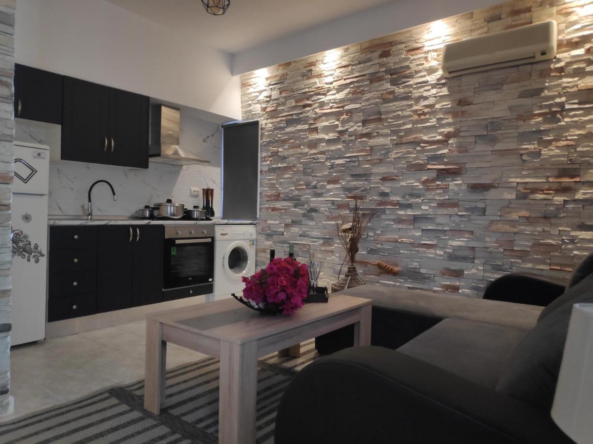MarGio Skiathos Apartments - Housity