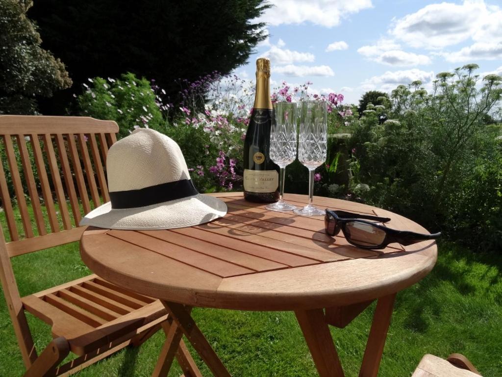 Pengelly Farmhouse B&B - Housity