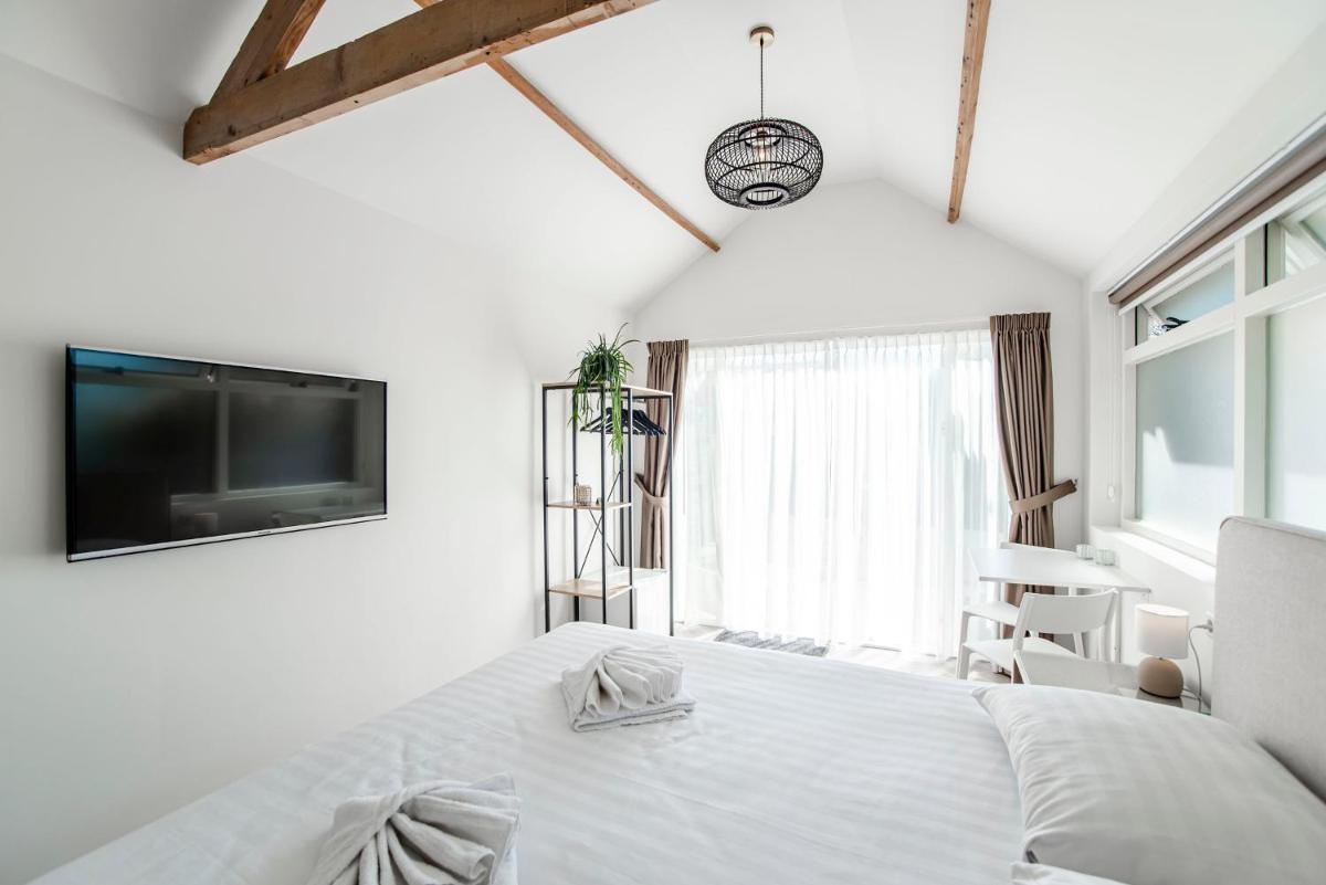 Be So Suite - Housity