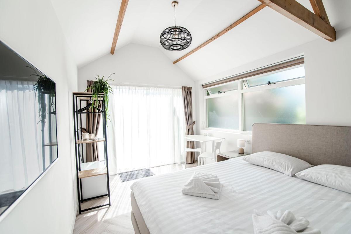 Be So Suite - Housity