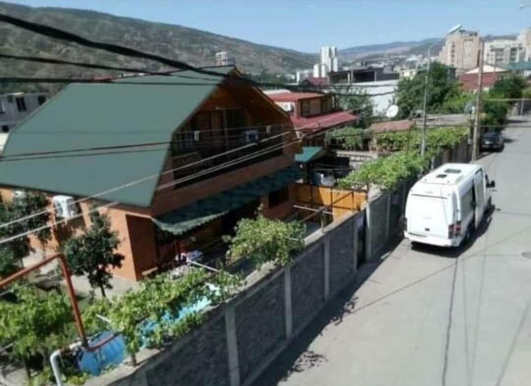 Villa in Tbilisi - Housity