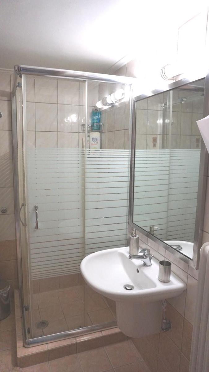 A few steps away from Syntagma and Plaka by Athenian Homes - Housity