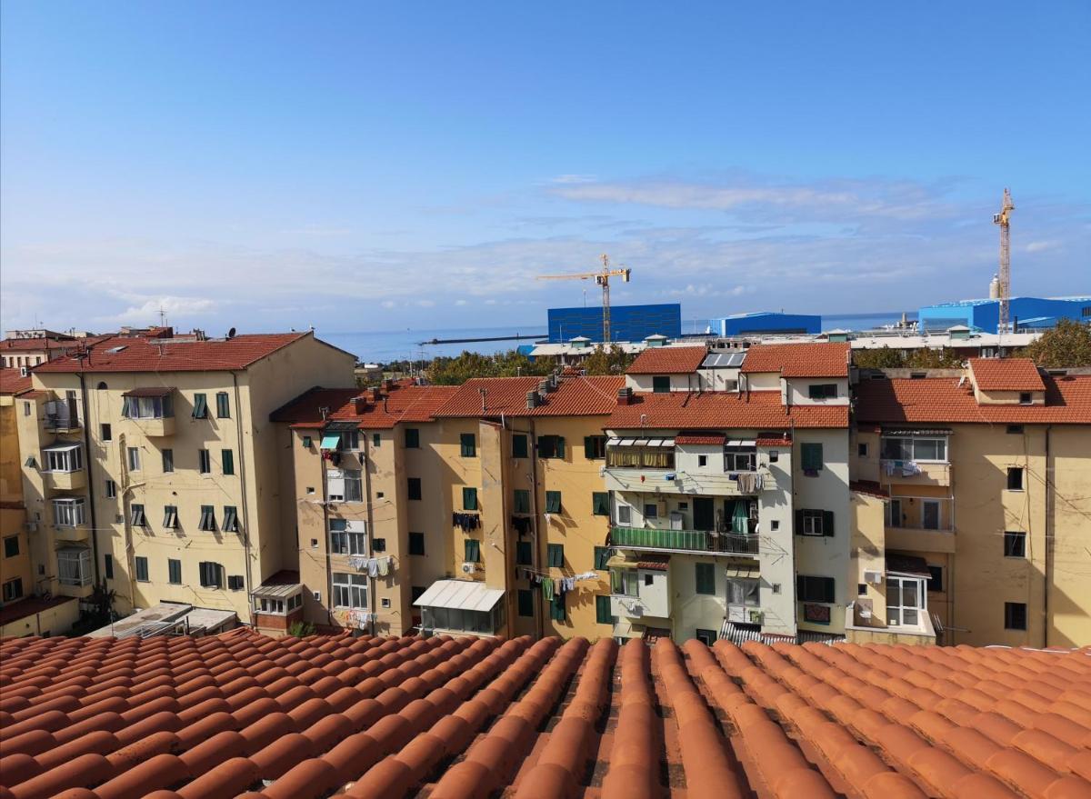 Porta a Mare, free parking - Housity