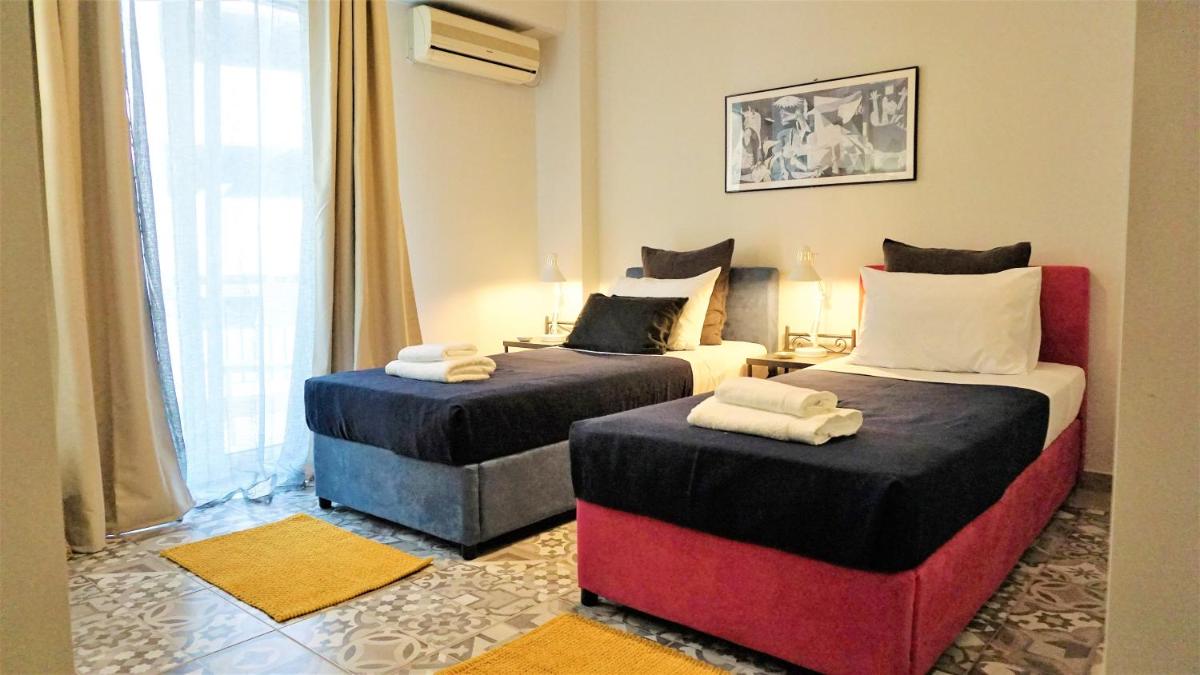 A few steps away from Syntagma and Plaka by Athenian Homes - Housity