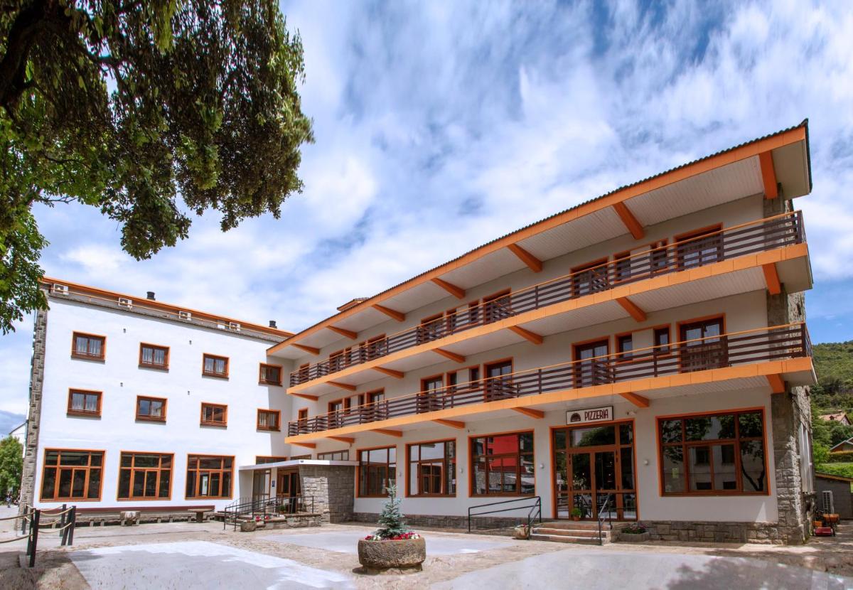 Hotel Boltaña Ordesa - Housity