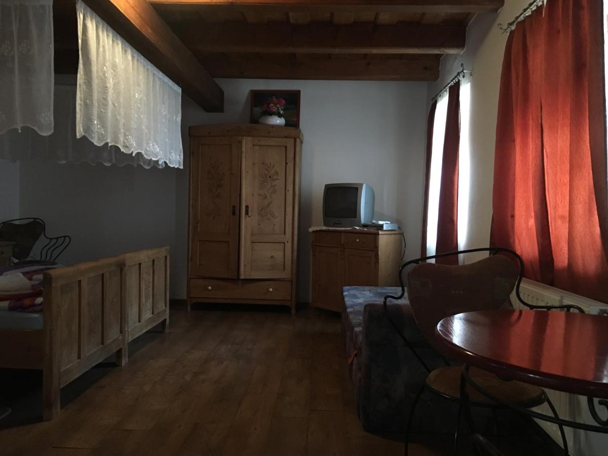 HoMe Vendégház - Housity