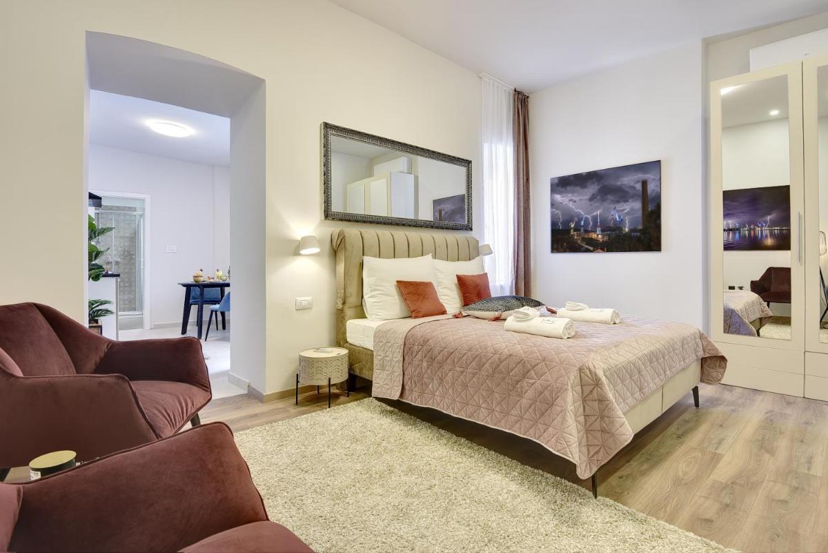 D&A Central Luxury Apartments with FREE Parking - Housity