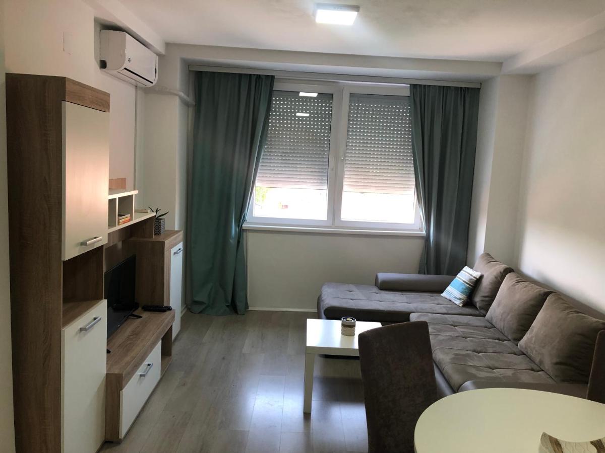 Rentster - Housity