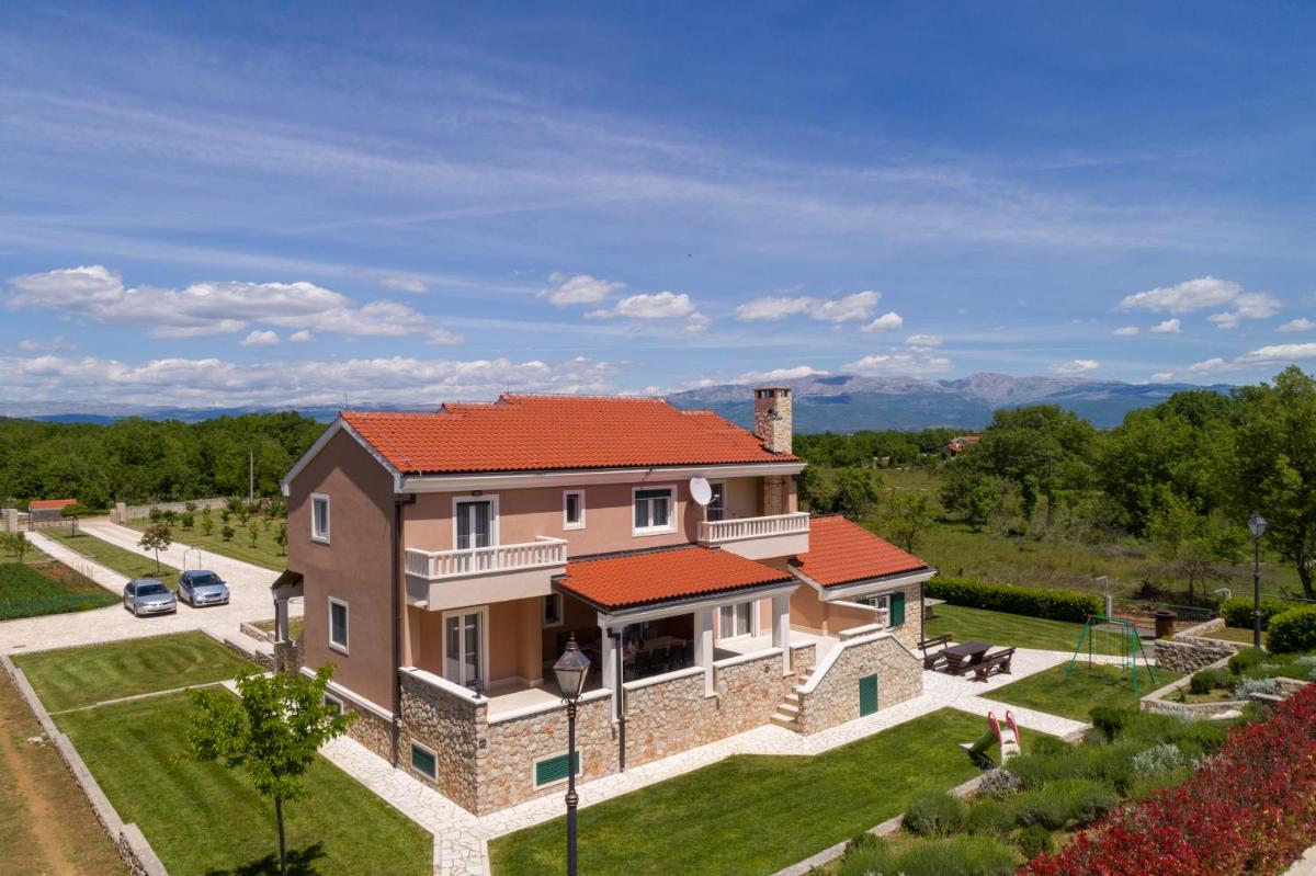 Villa Pacis - Housity