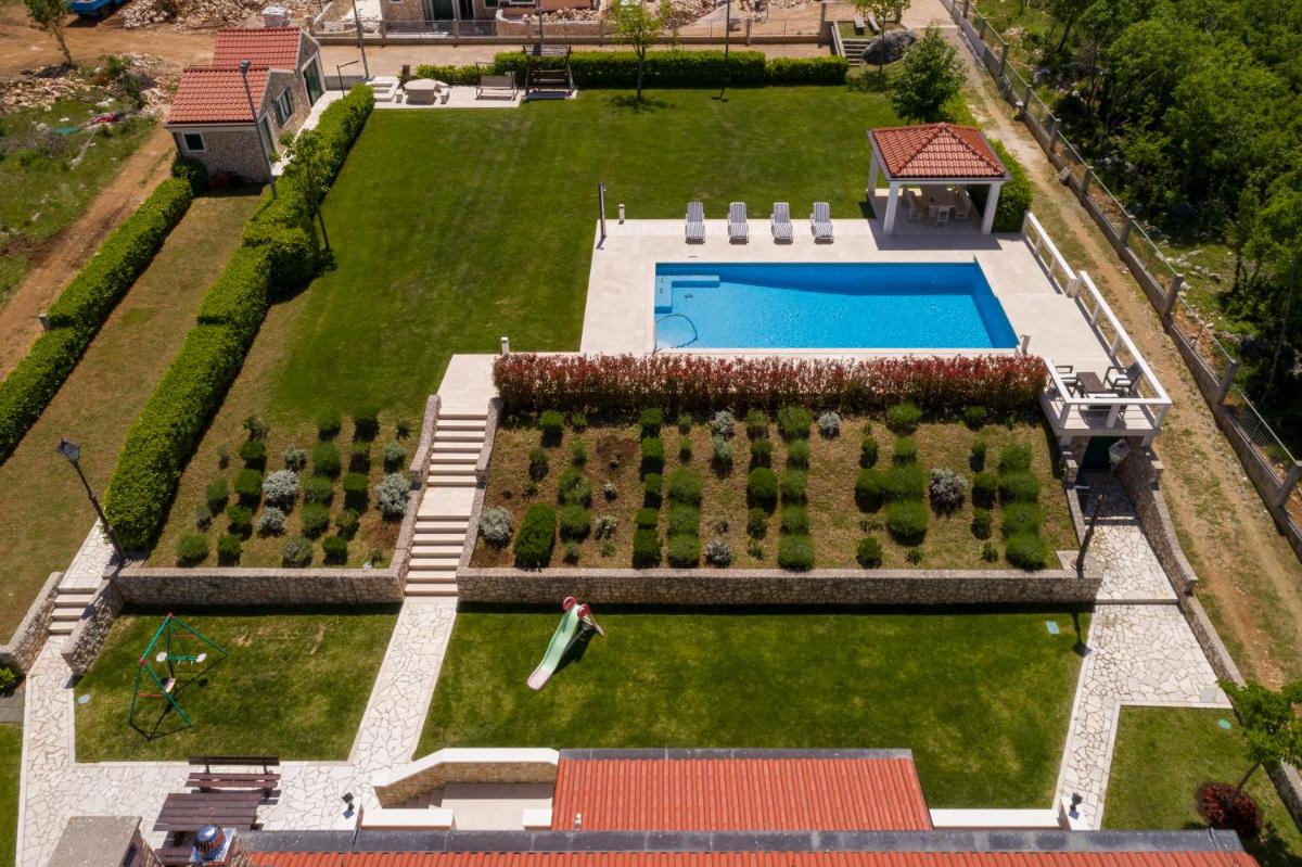 Villa Pacis - Housity