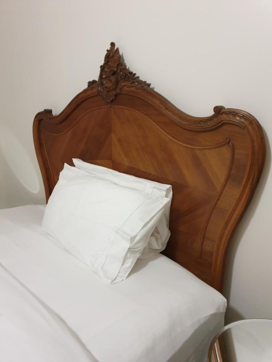 Emily's - Housity